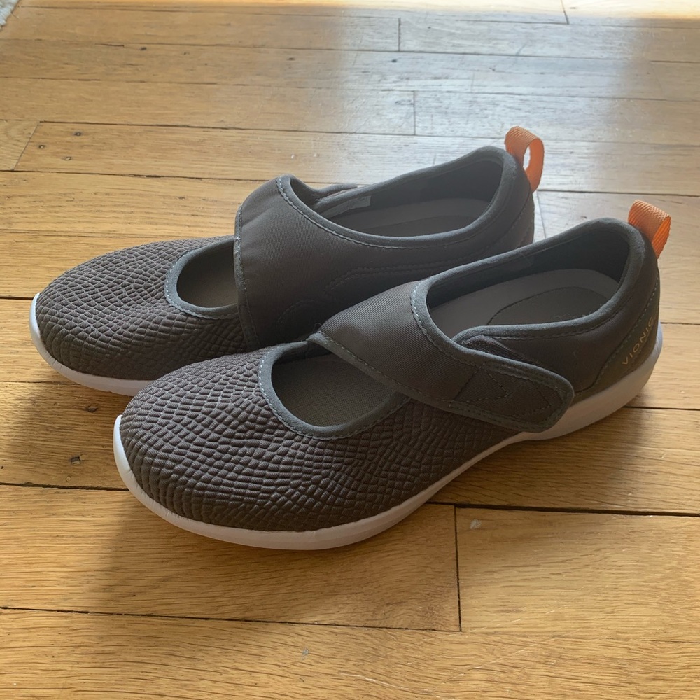 Vionic Sonnet Sneaker